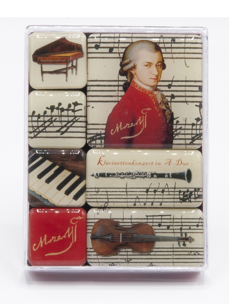 Magnets, Mozart, in transparent box