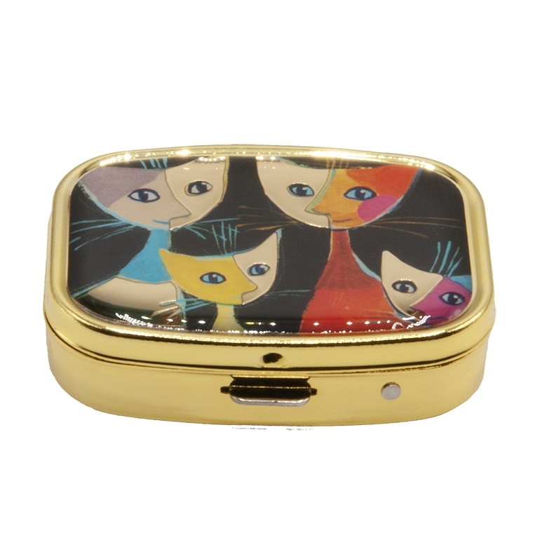 Pillbox, Wachtmeister, Four cats