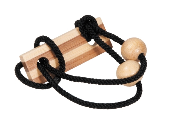 IQ-Test bamboo string-puzzle in a box, black